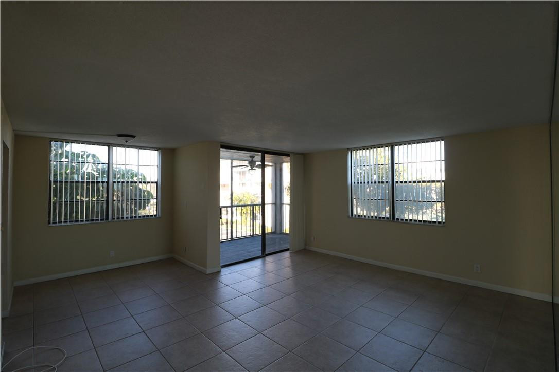 GATE #3 CONDO - Residential