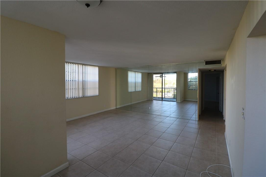 GATE #3 CONDO - Residential