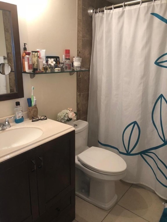 GATE #3 CONDO - Residential