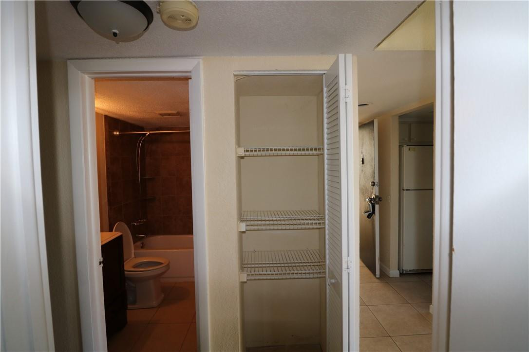 GATE #3 CONDO - Residential