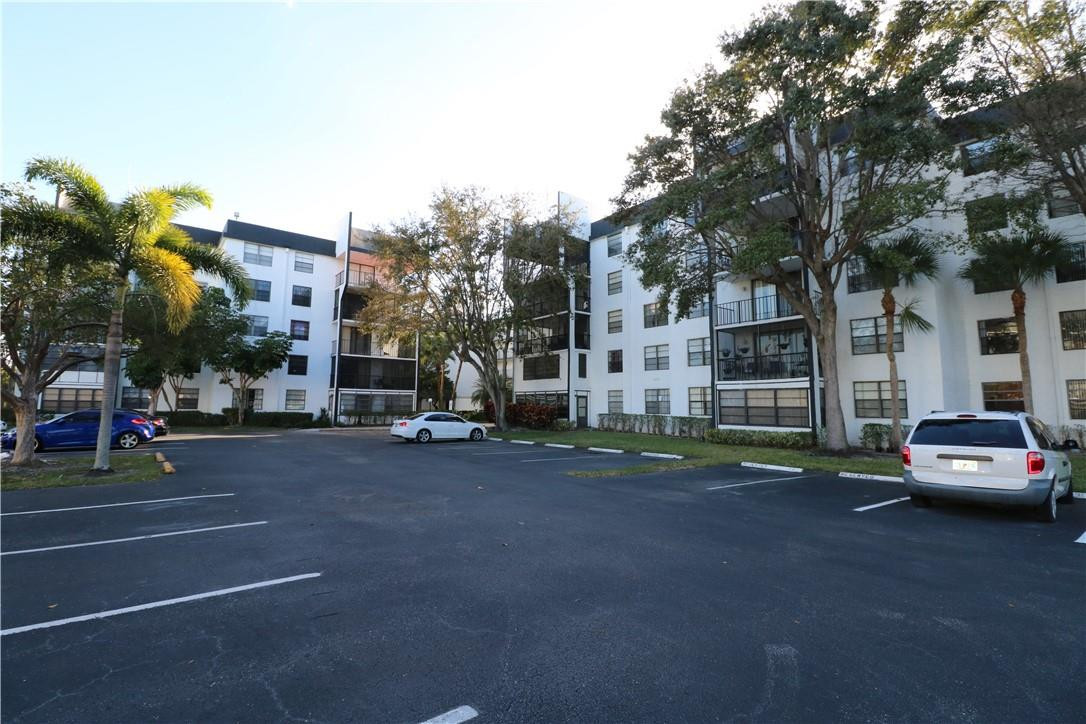 GATE #3 CONDO - Residential