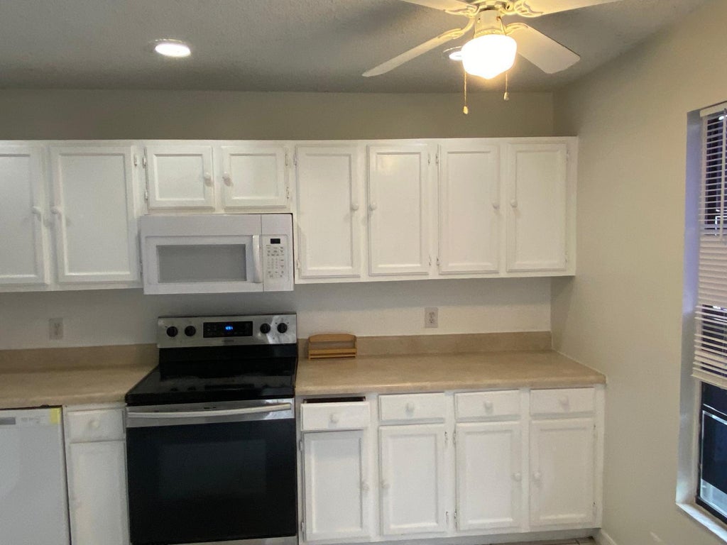 Photo of 5089 BRECKENRIDGE Place #22, West Palm Beach, FL 33417 (MLS # B26082020)