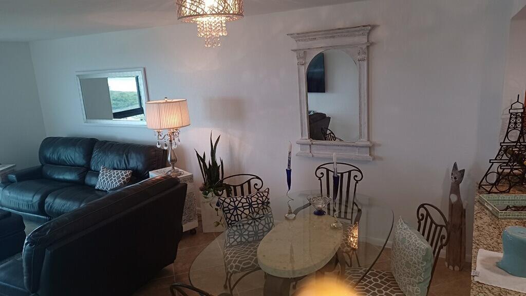 BARCLAY BEACH CLUB PHASE 1, A CONDOMINIUM - Residential Lease