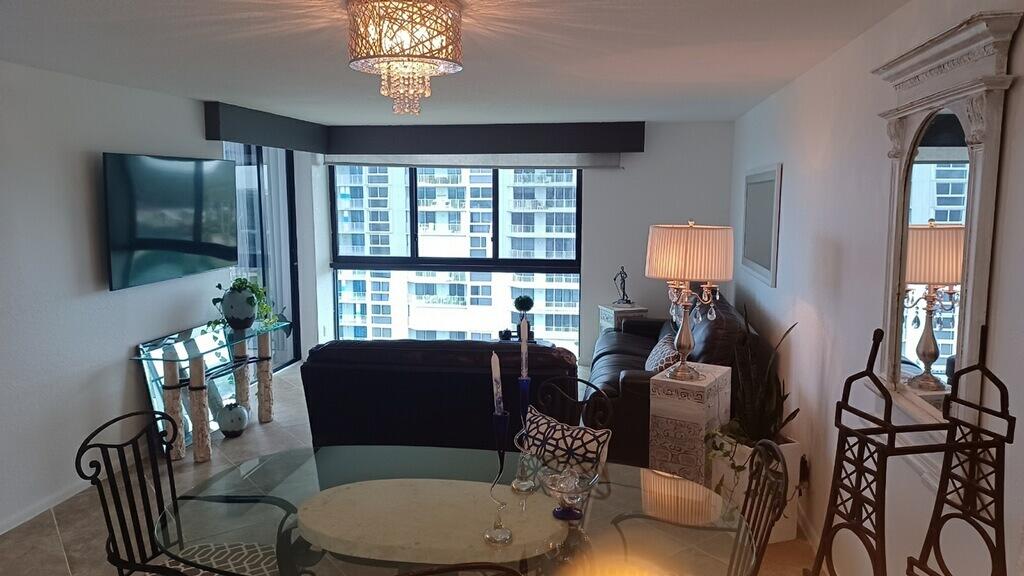 BARCLAY BEACH CLUB PHASE 1, A CONDOMINIUM - Residential Lease