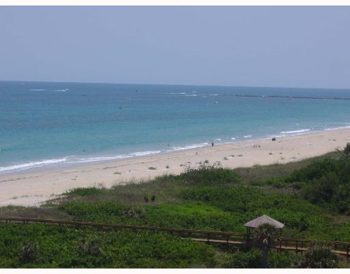 BARCLAY BEACH CLUB PHASE 1, A CONDOMINIUM - Residential Lease