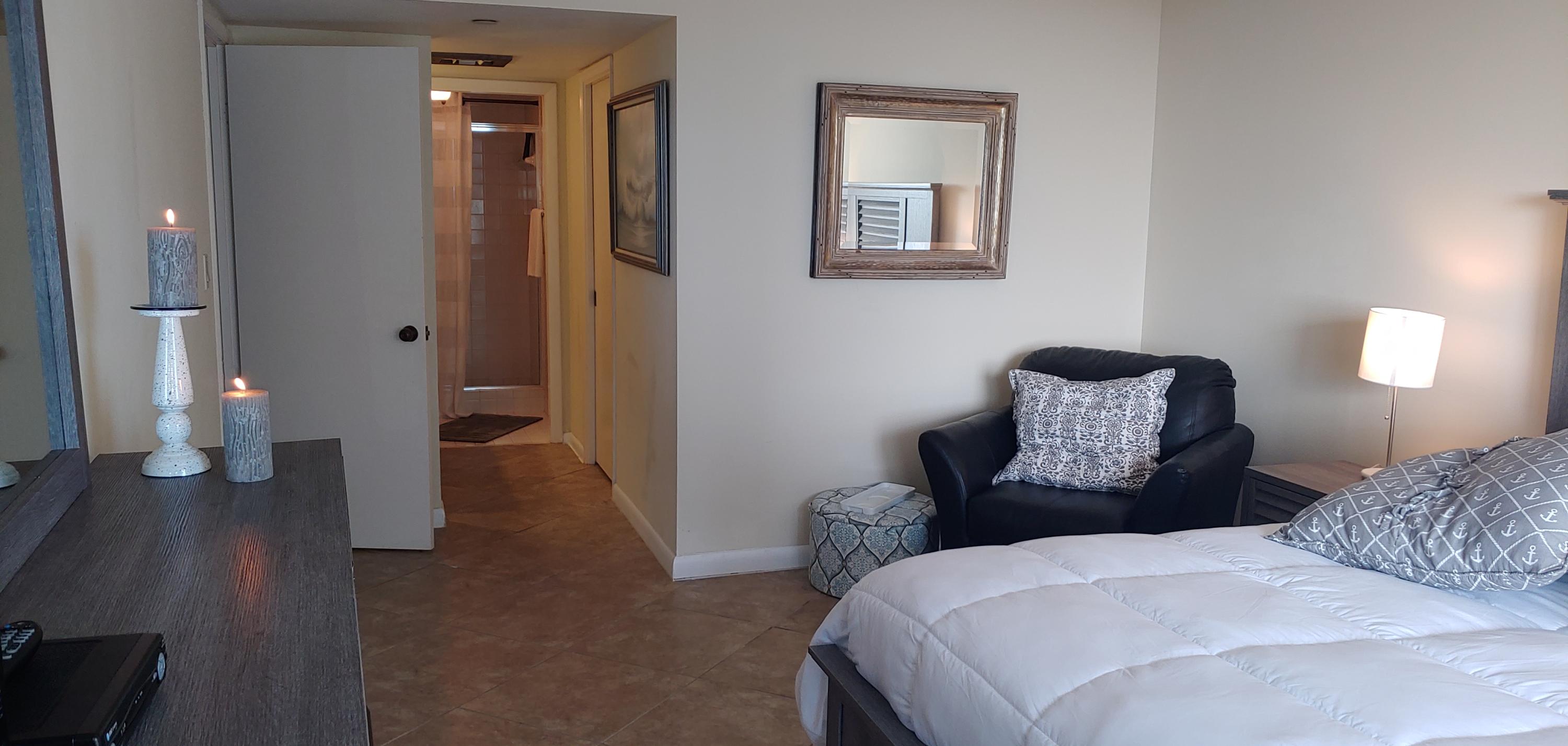 BARCLAY BEACH CLUB PHASE 1, A CONDOMINIUM - Residential Lease