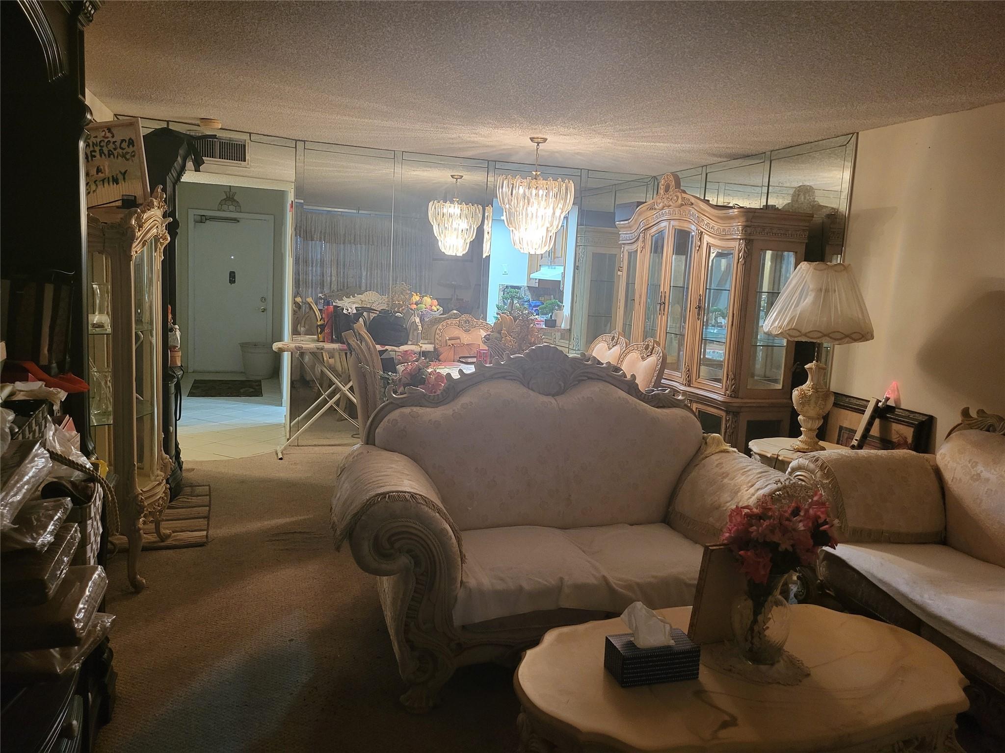 10 OF PALM SPRINGS 2 COND - Residential