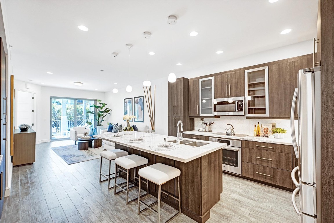 4511 El Mar Drive 203