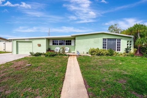 448 Gull Court North Palm Beach FL 33408