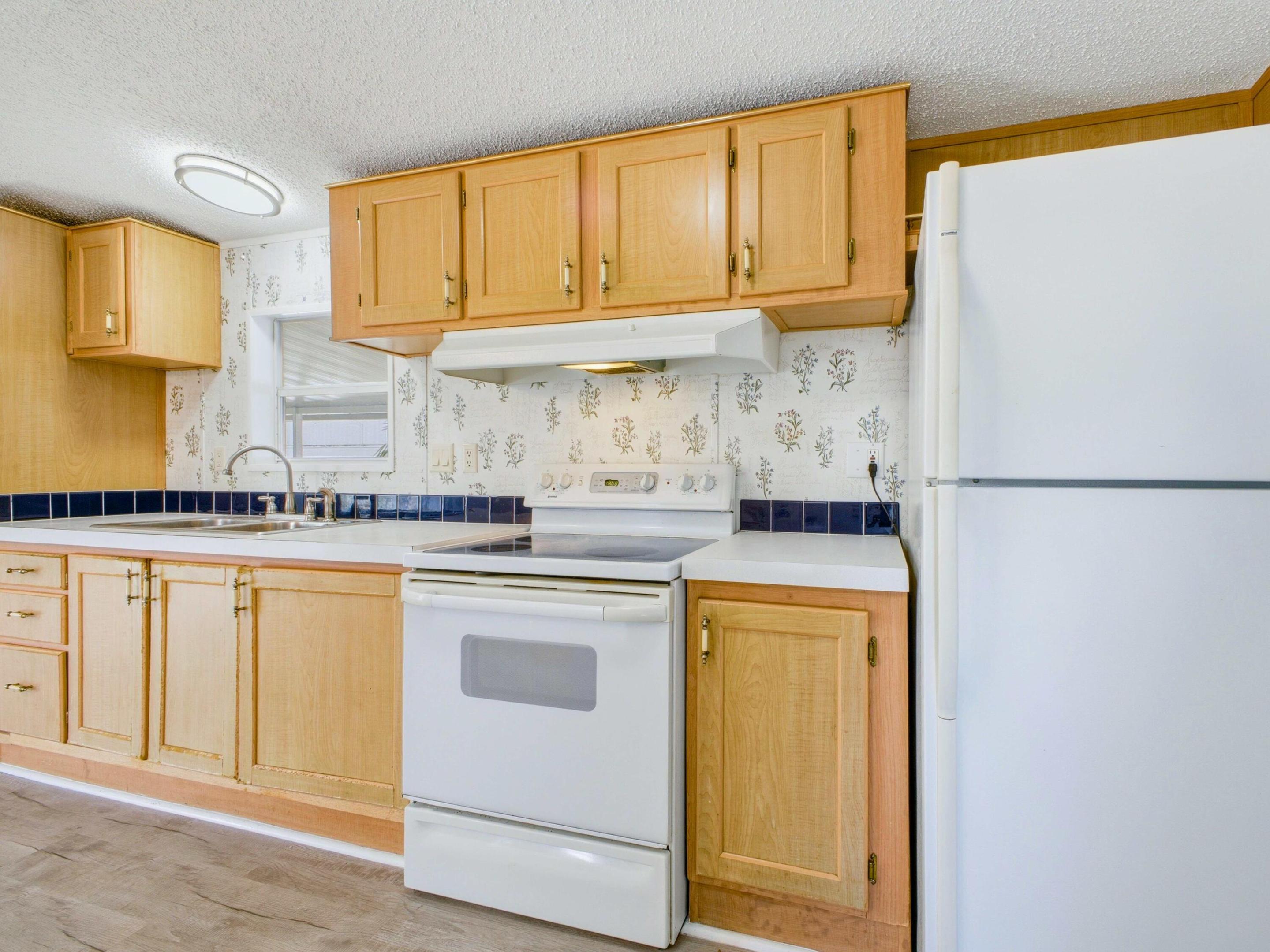 PINE GROVE VILLAGE - Residential