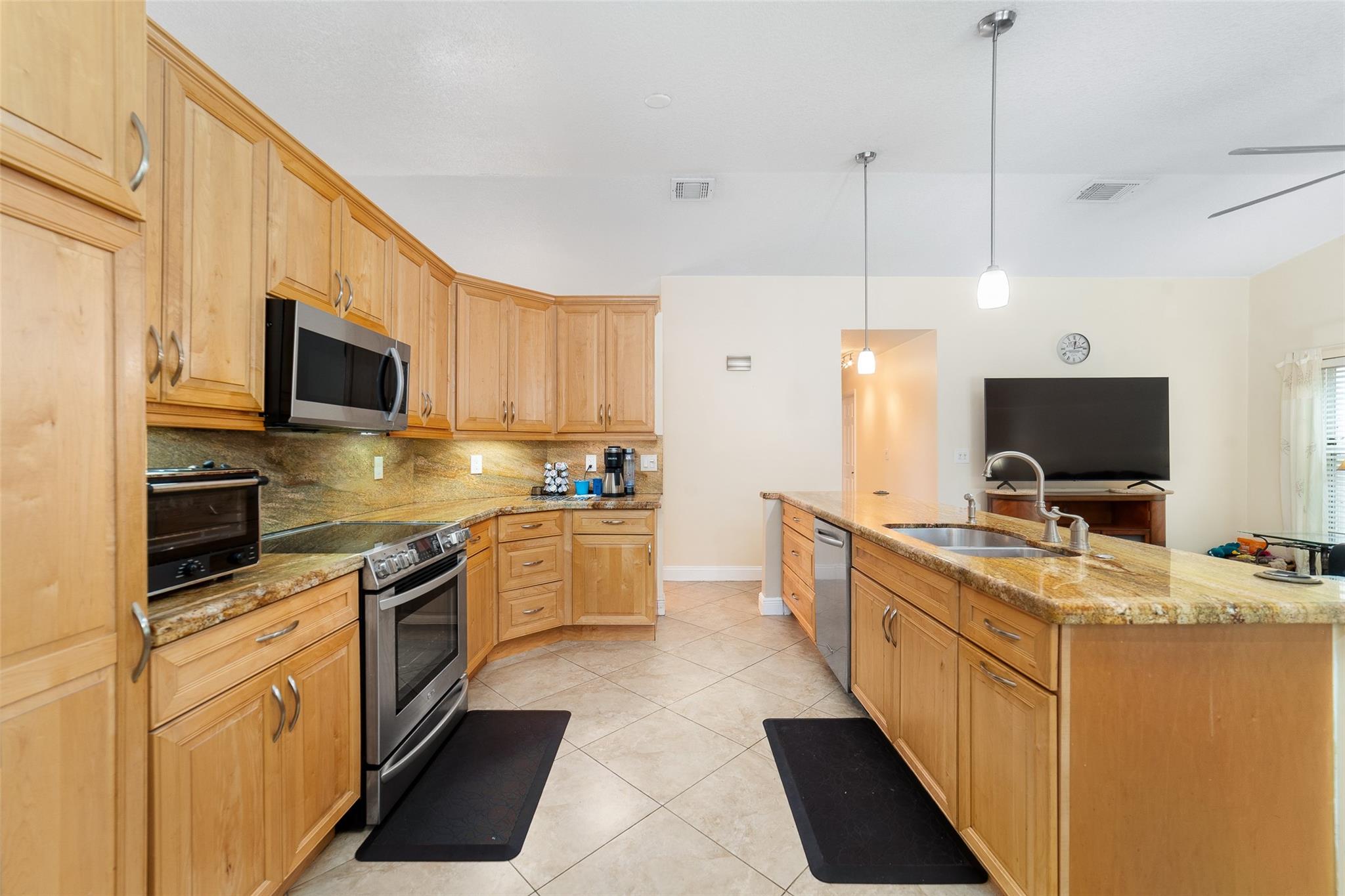 1211 White Stone Way