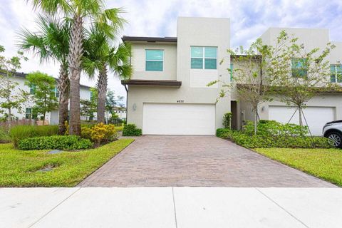 4830 Navali Drive Lake Worth FL 33467