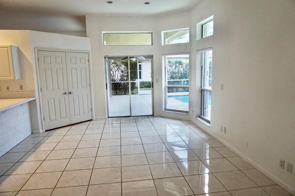 BOYNTON WATERS - Residential