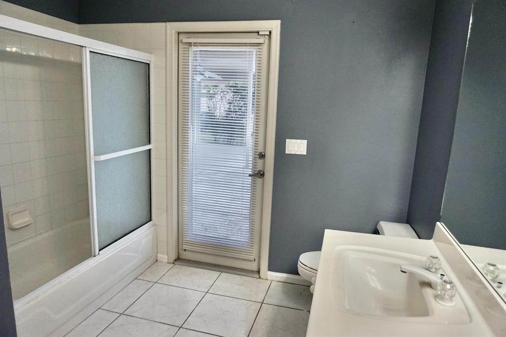 BOYNTON WATERS - Residential