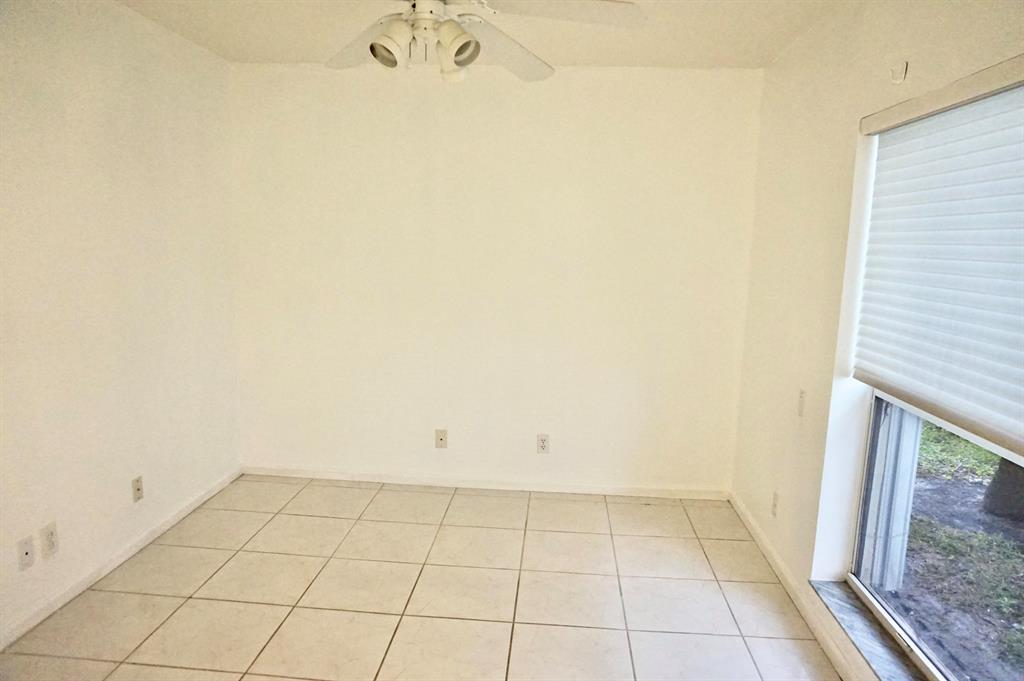 BOYNTON WATERS - Residential