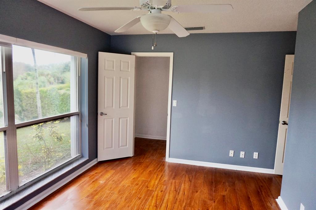 BOYNTON WATERS - Residential