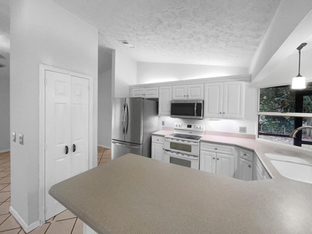 INDIAN RIVER ESTATES UNIT 8 - Residential