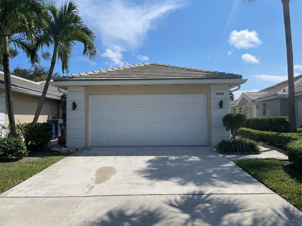 Photo of 4452 Royal Fern Way, Palm Beach Gardens, FL 33410 (MLS # R10919599)