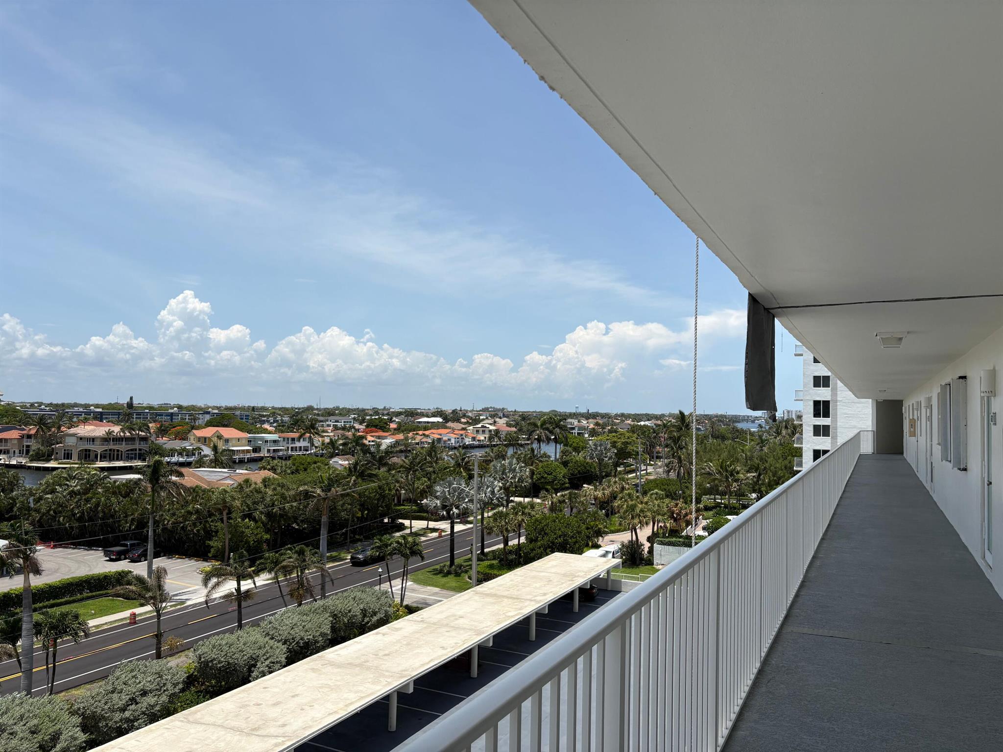 PENTHOUSE TOWERS CONDO - Residential Lease