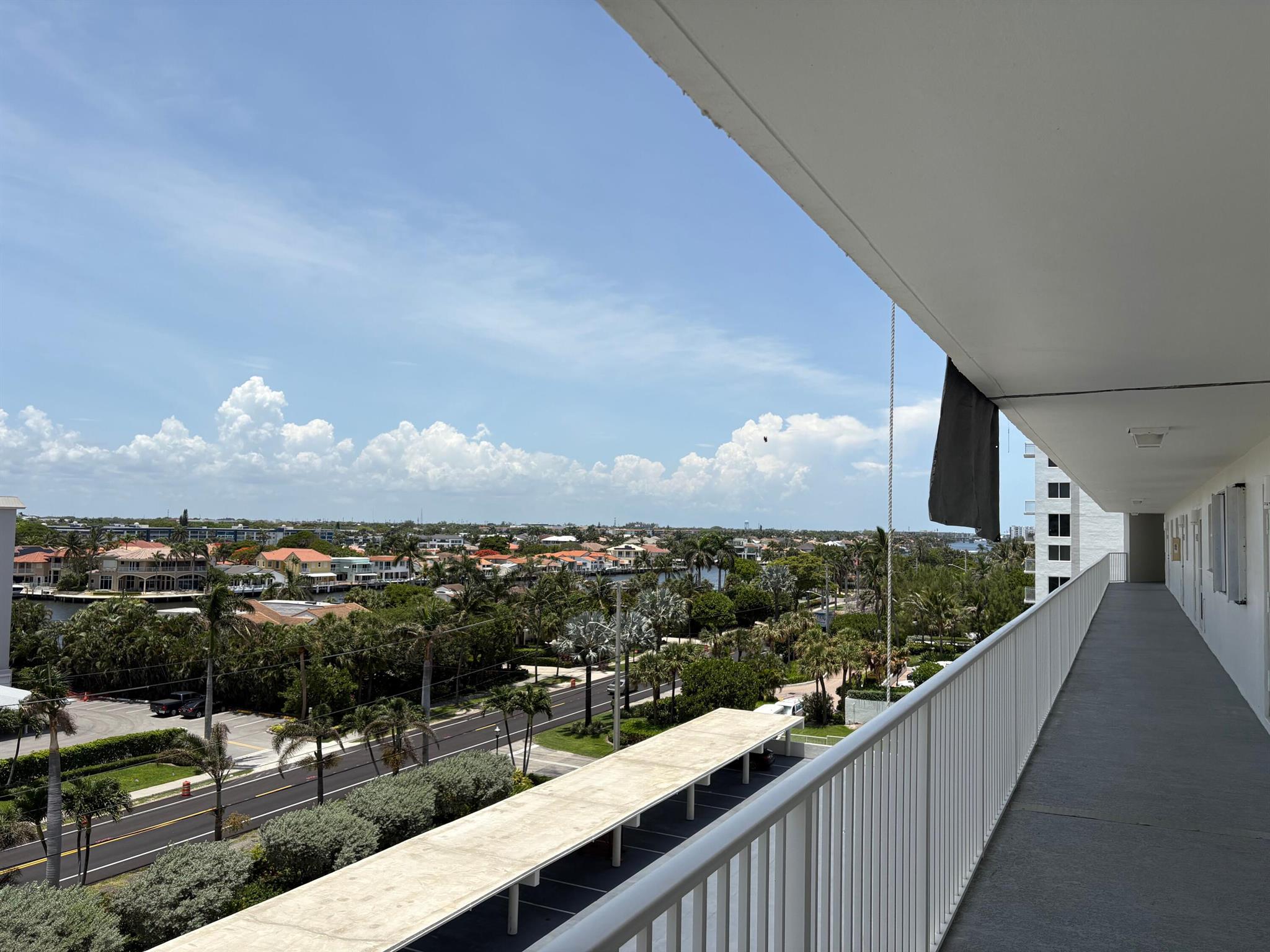 PENTHOUSE TOWERS CONDO - Residential Lease