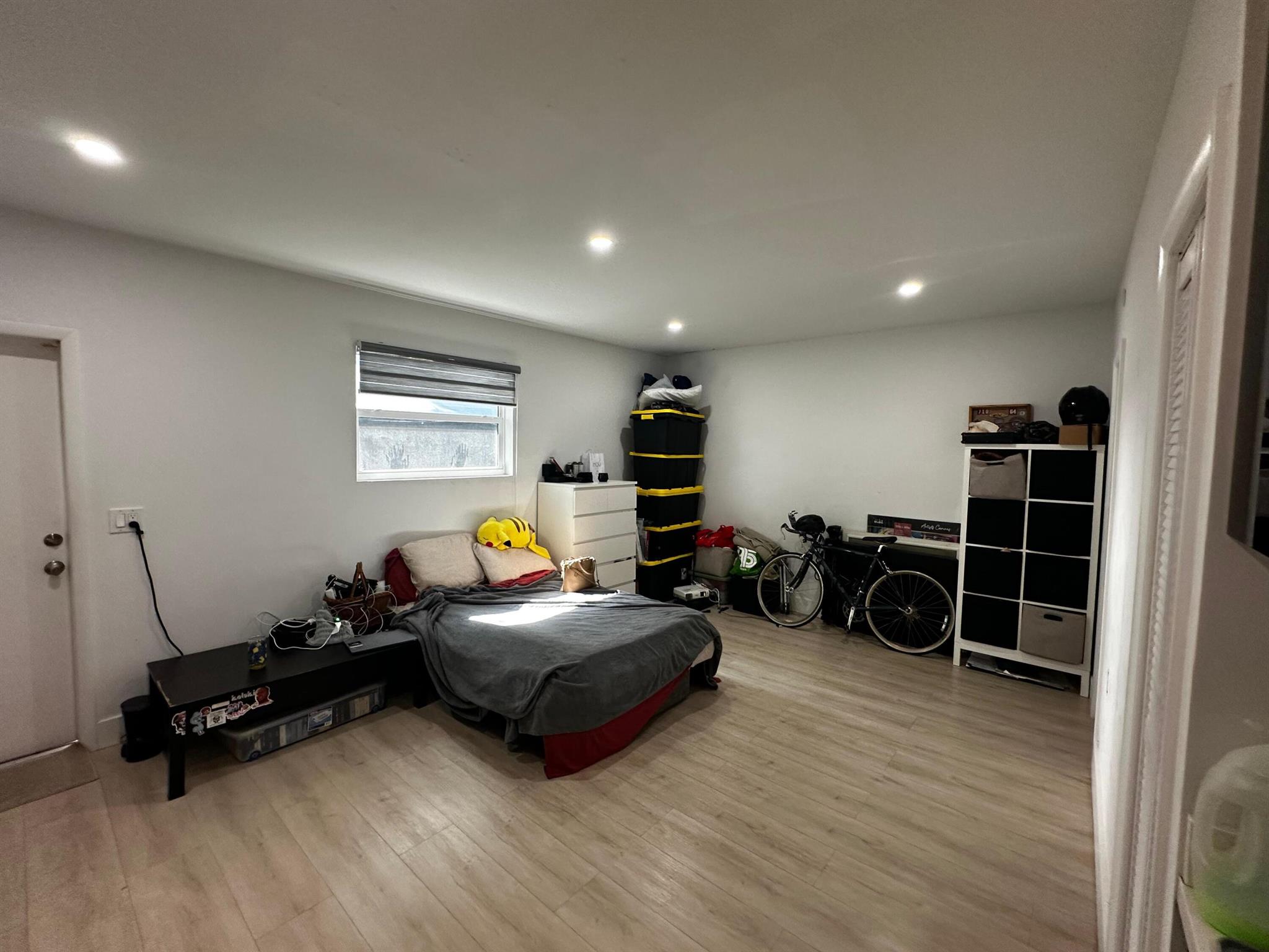 RAINBOW LAKES - Residential Lease