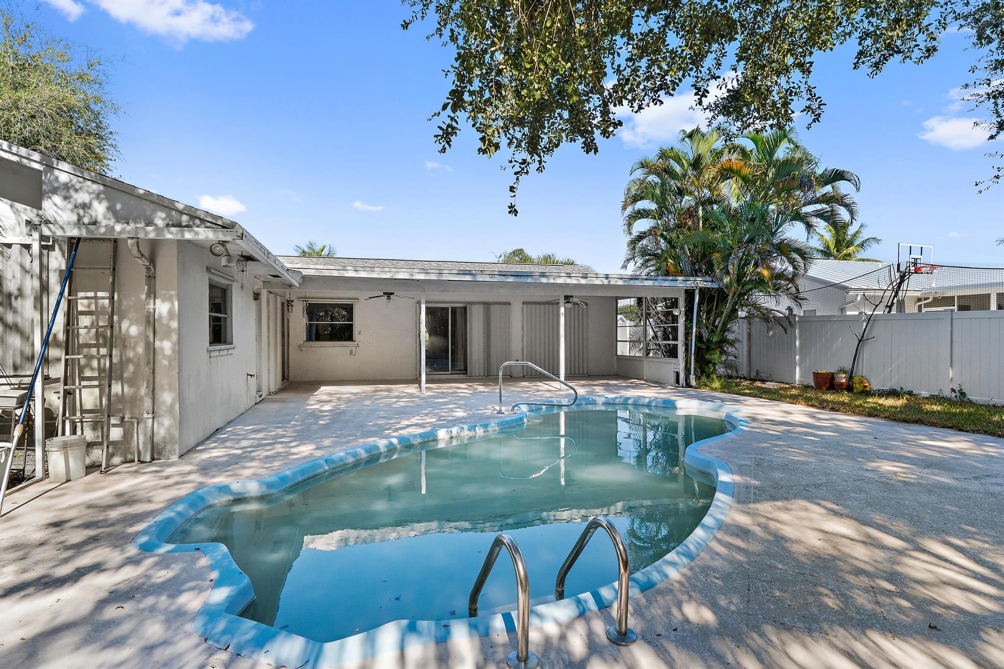 HIGHWOOD - Residential