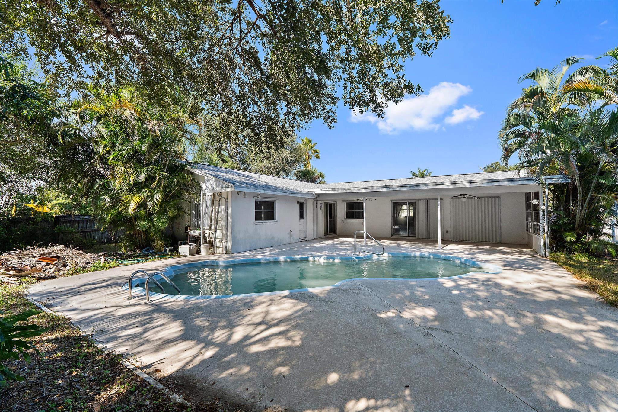 HIGHWOOD - Residential