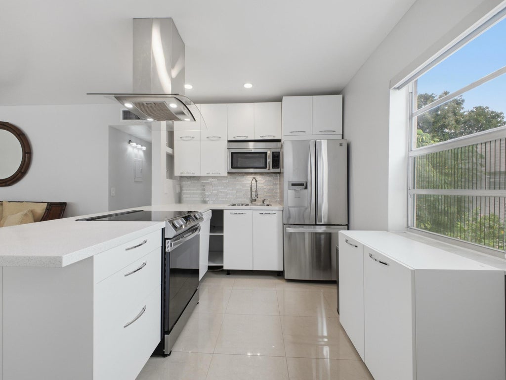 Photo of 471 Capri J, Delray Beach, FL 33484 (MLS # B26082280)