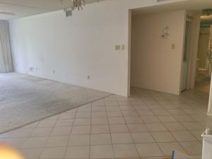 PEBBLE BEACH VILLAS - Residential