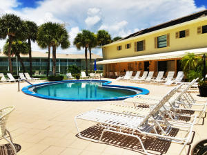 PEBBLE BEACH VILLAS - Residential