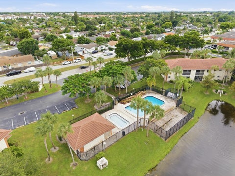 Tiny photo for 9939 THREE LAKES Circle #14H, Boca Raton, FL 33428 (MLS # B26088789)