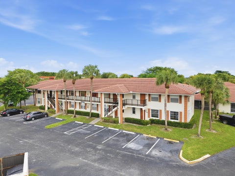 Tiny photo for 9939 THREE LAKES Circle #14H, Boca Raton, FL 33428 (MLS # B26088789)