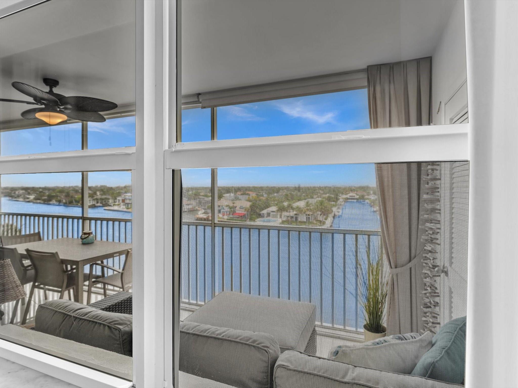 PENTHOUSE HIGHLANDS CONDO - Residential