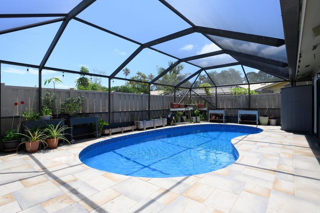 Photo of 5424 Eagle Lake Drive, Palm Beach Gardens, FL 33418 (MLS # R11086370)