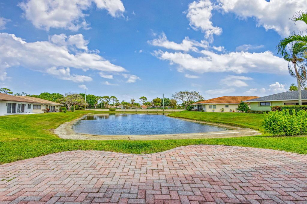 Photo of 10370 Green Trail Drive N, Boynton Beach, FL 33436 (MLS # R11084722)