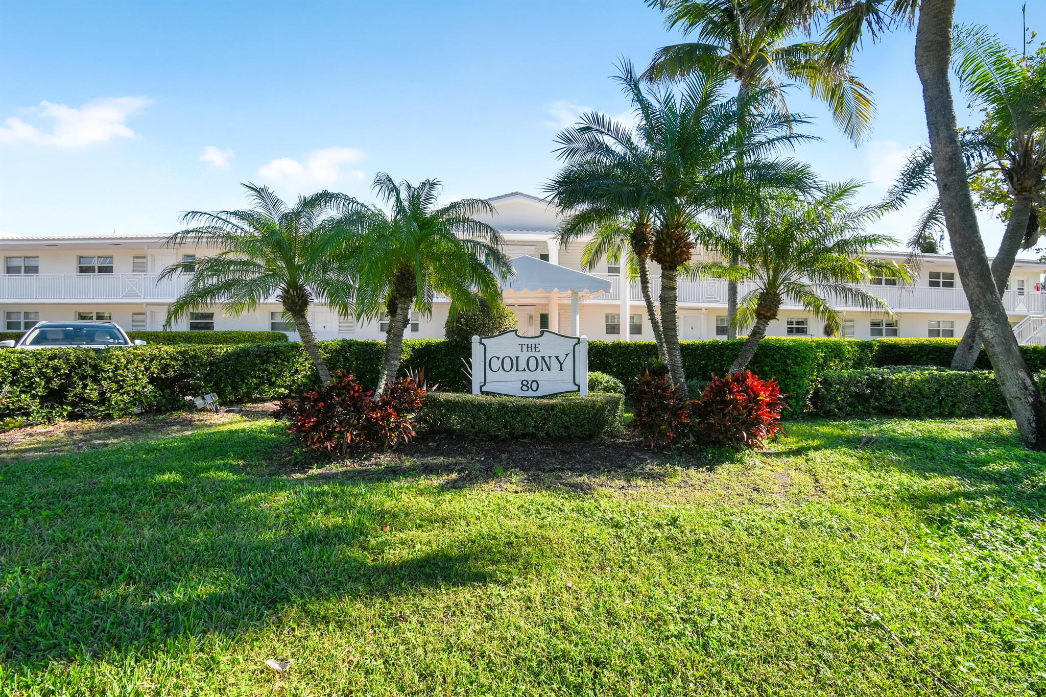 COLONY CONDO APTS IN OR16 - Residential