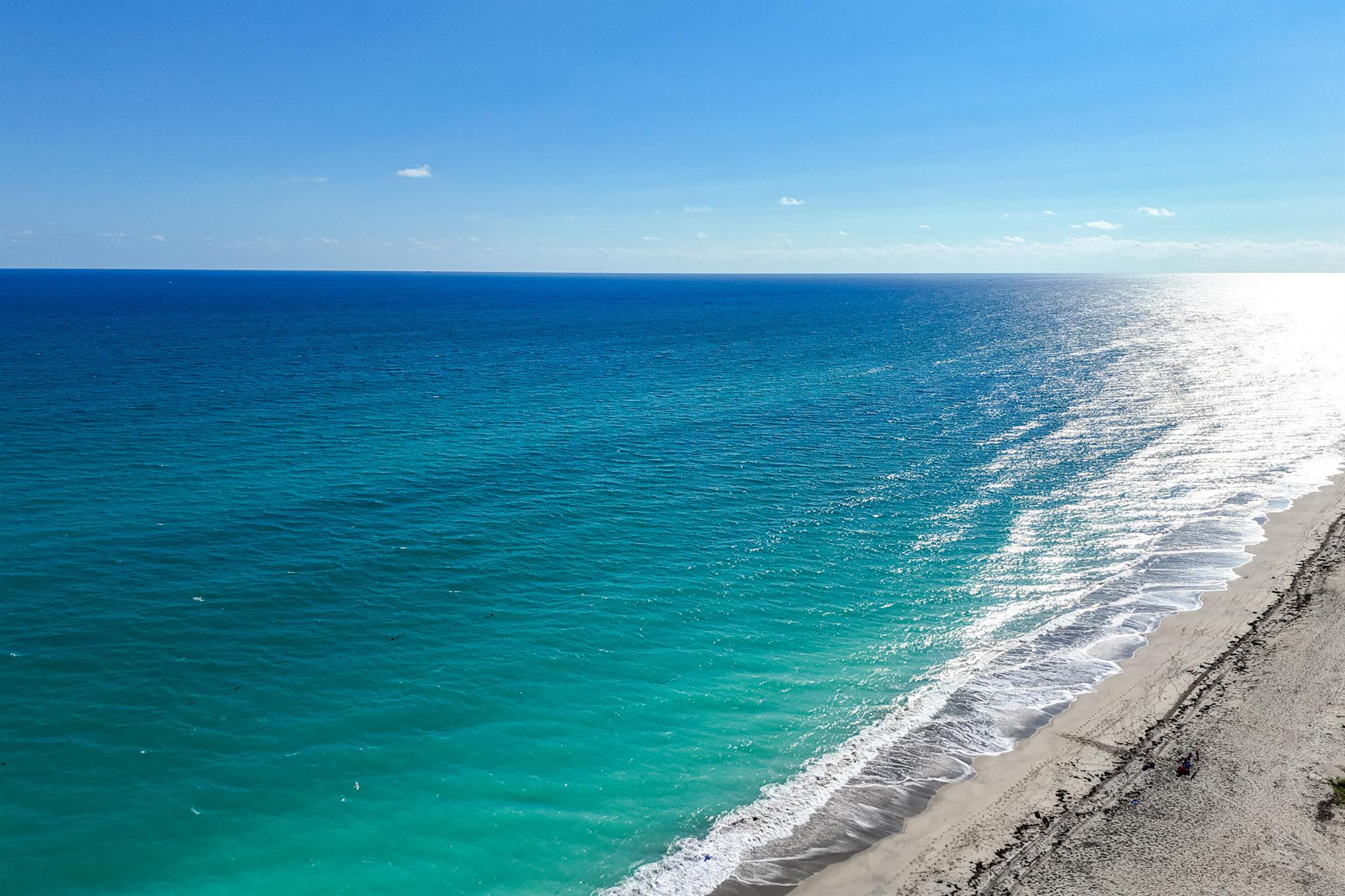 COLONY CONDO APTS IN OR16 - Residential