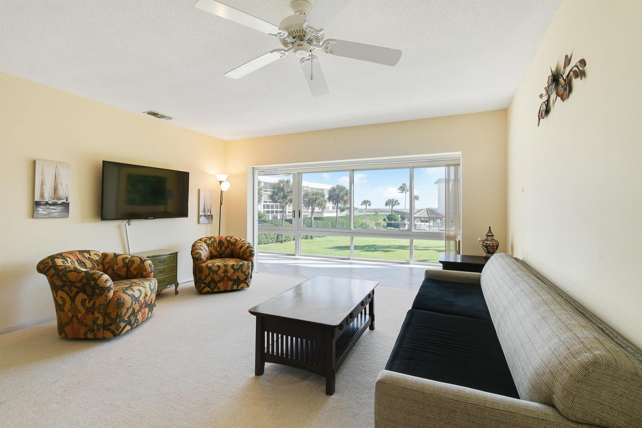 COLONY CONDO APTS IN OR16 - Residential