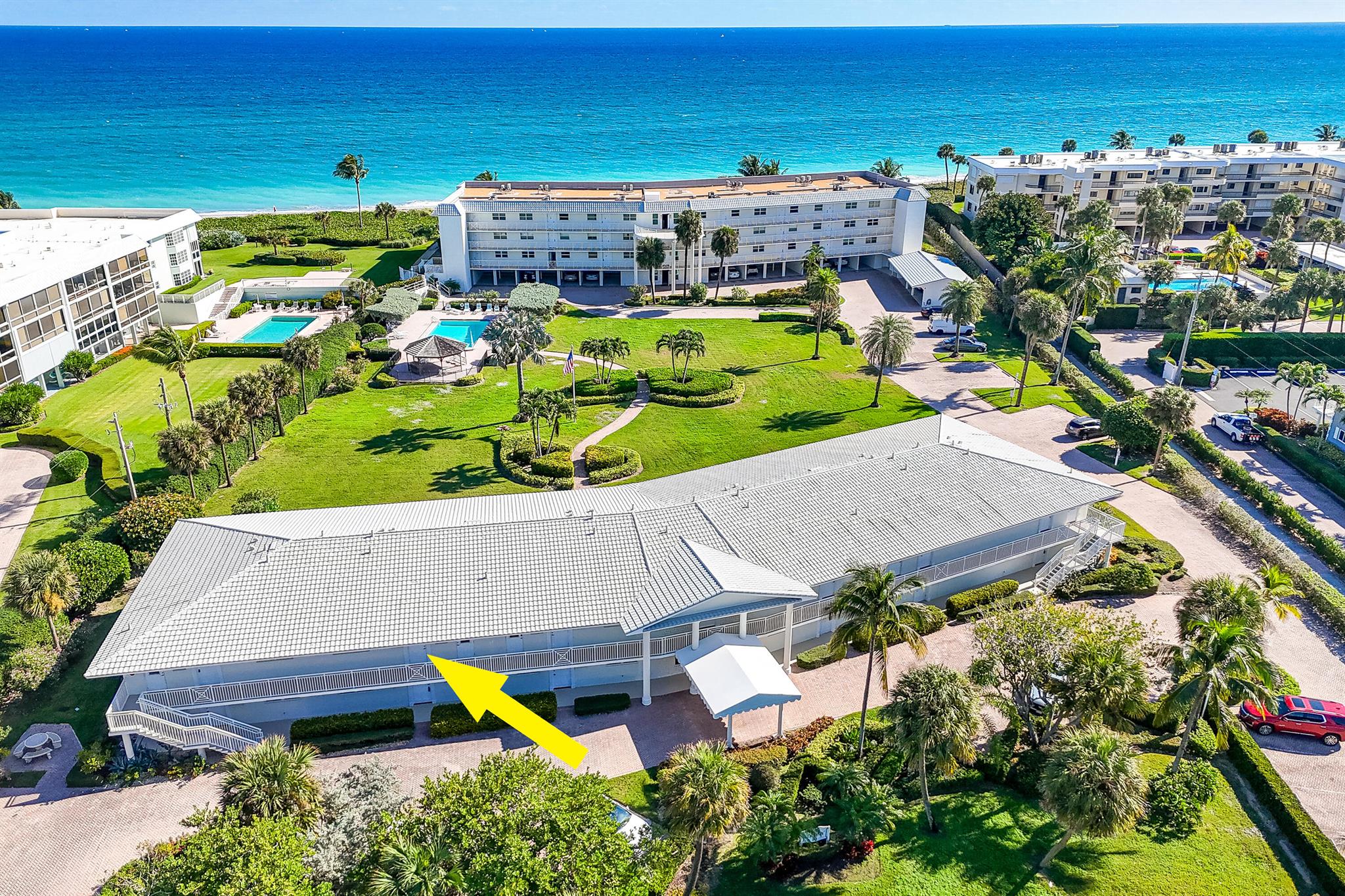 COLONY CONDO APTS IN OR16 - Residential