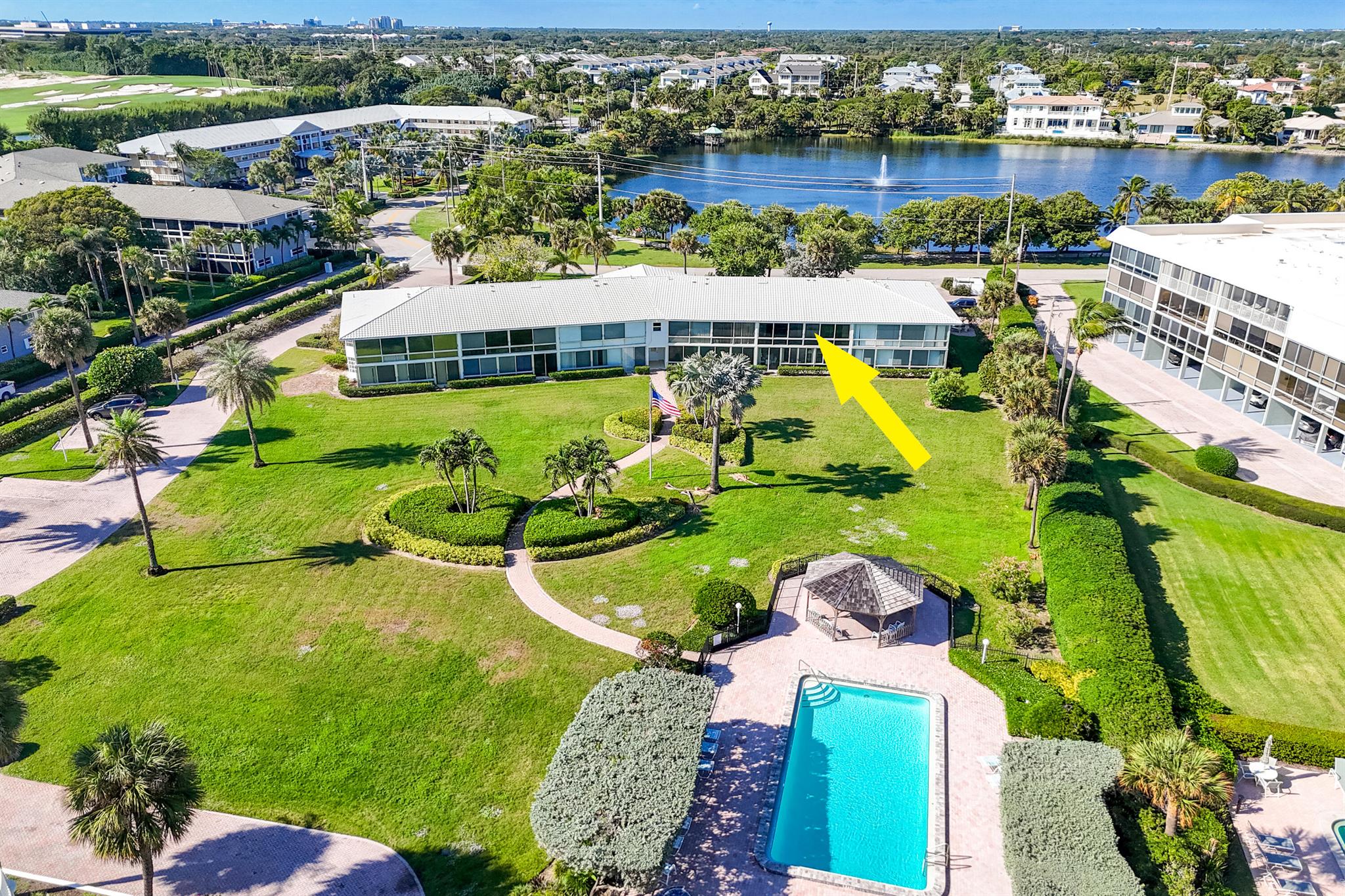 COLONY CONDO APTS IN OR16 - Residential