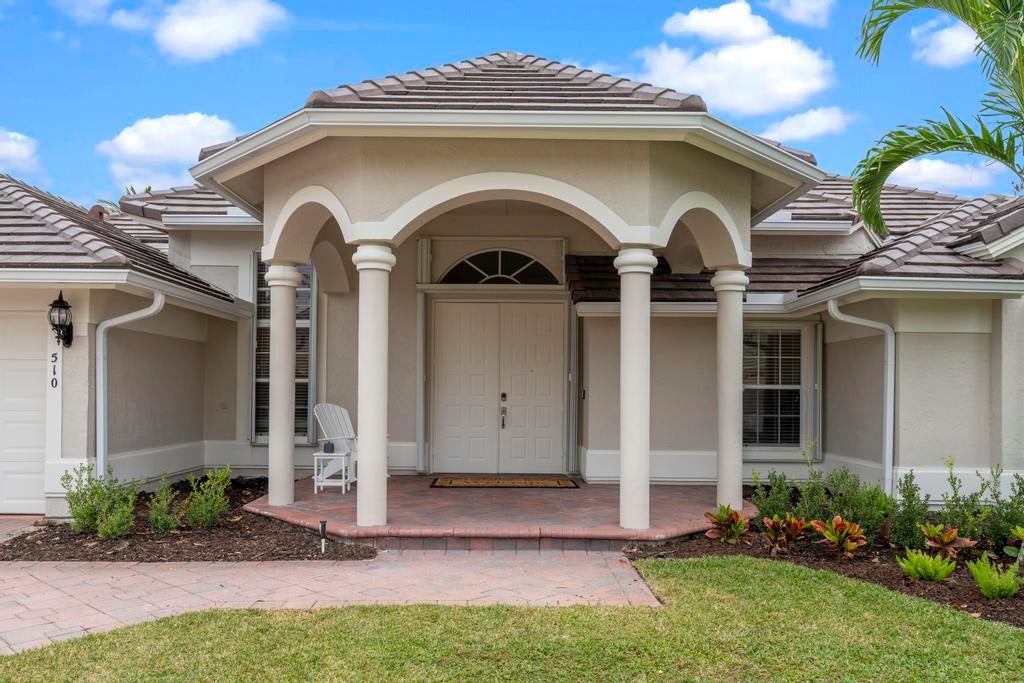 Photo of 510 Cypress Crossing, Wellington, FL 33414 (MLS # R10949773)