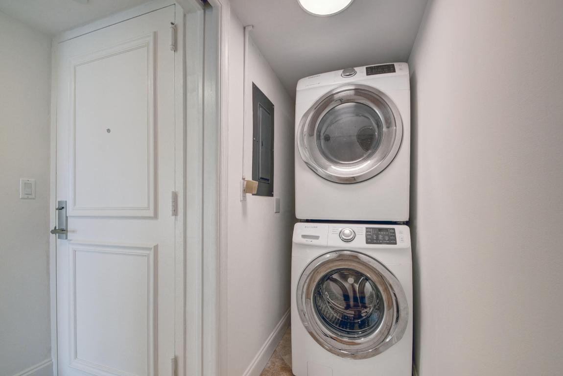 DORCHESTER OF PALM BEACH CONDO - Residential