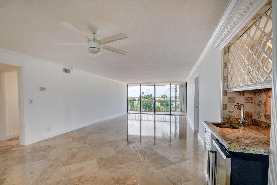 DORCHESTER OF PALM BEACH CONDO - Residential
