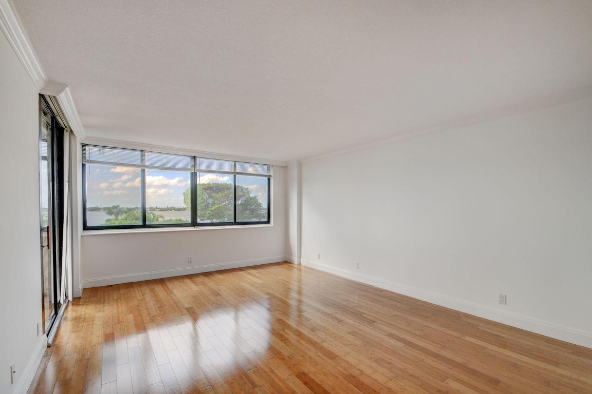 DORCHESTER OF PALM BEACH CONDO - Residential