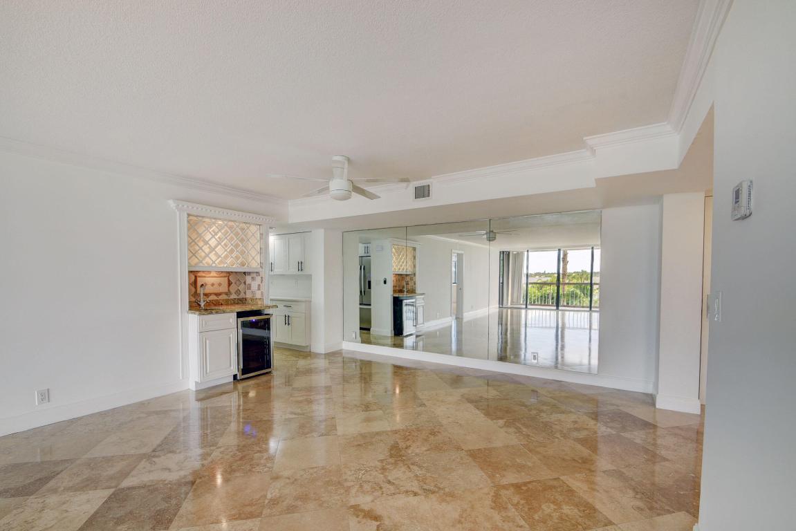 DORCHESTER OF PALM BEACH CONDO - Residential