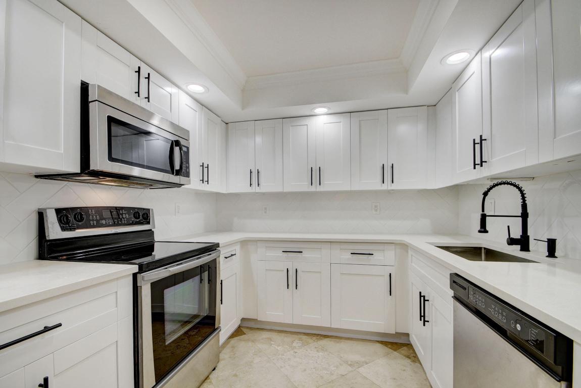 DORCHESTER OF PALM BEACH CONDO - Residential