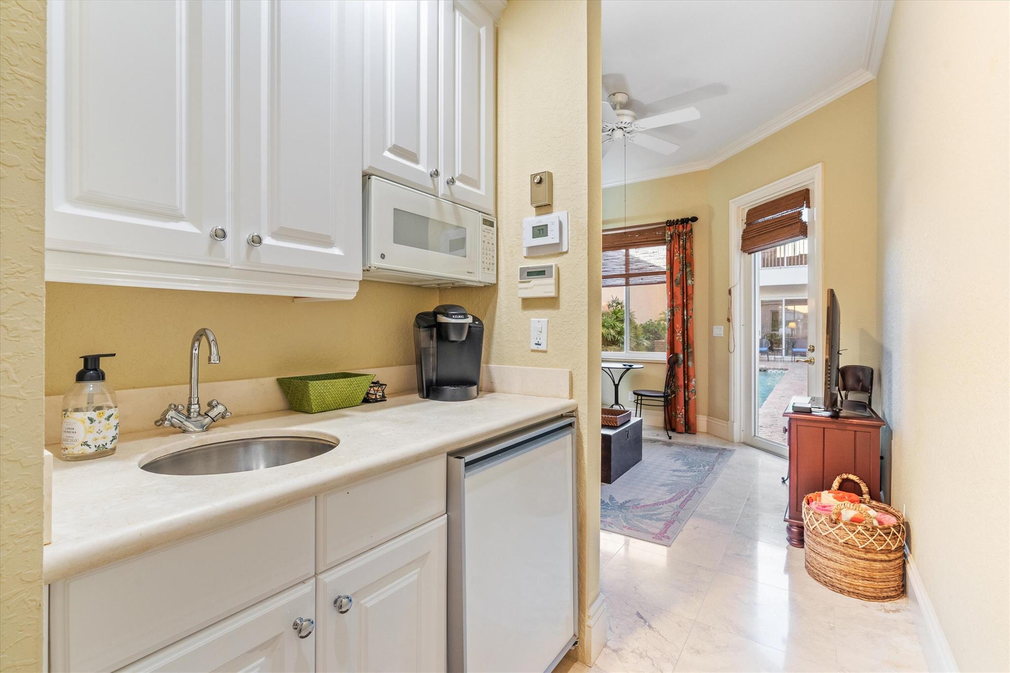 COURTYARD CAY AT OAK HARB - Residential