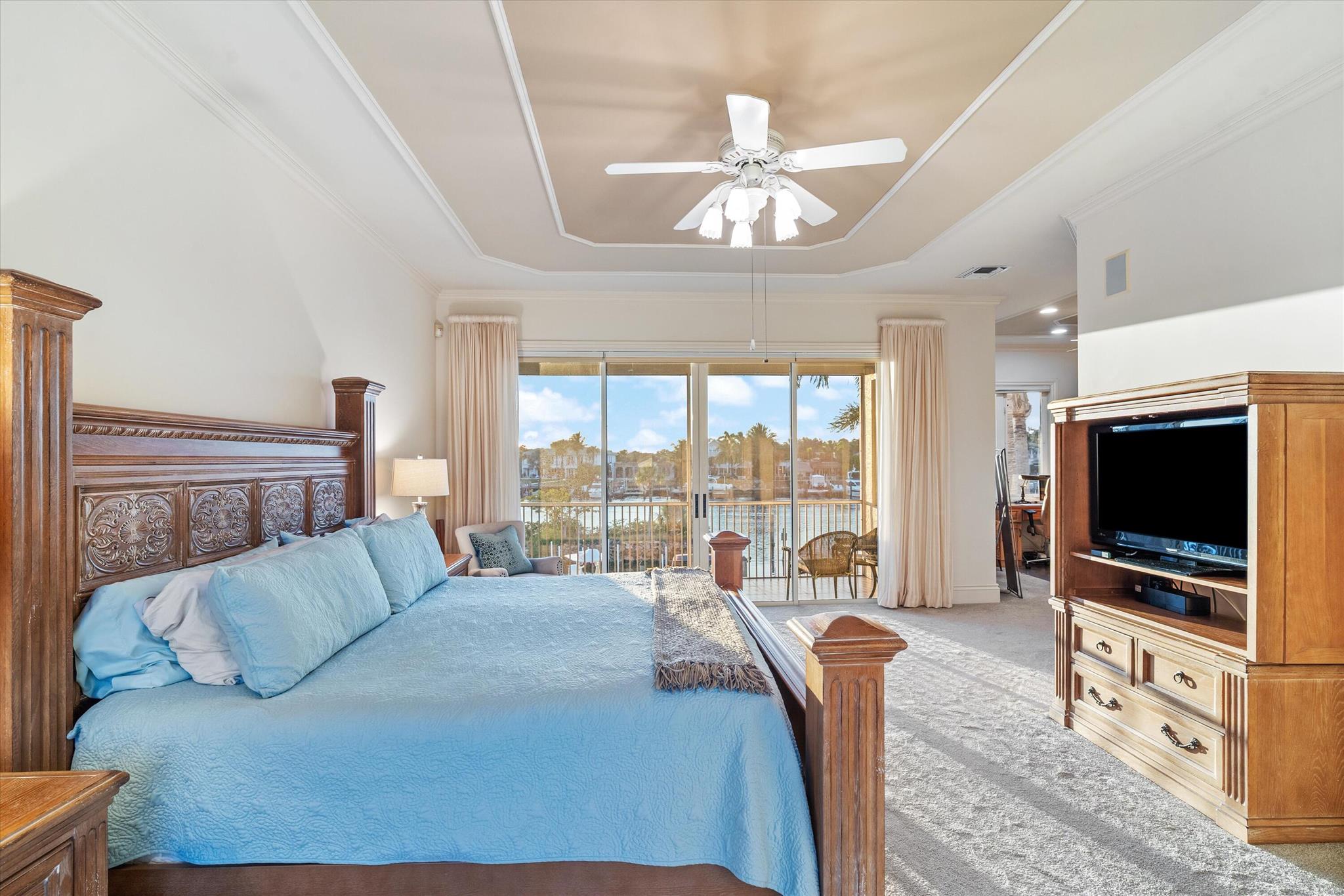 COURTYARD CAY AT OAK HARB - Residential