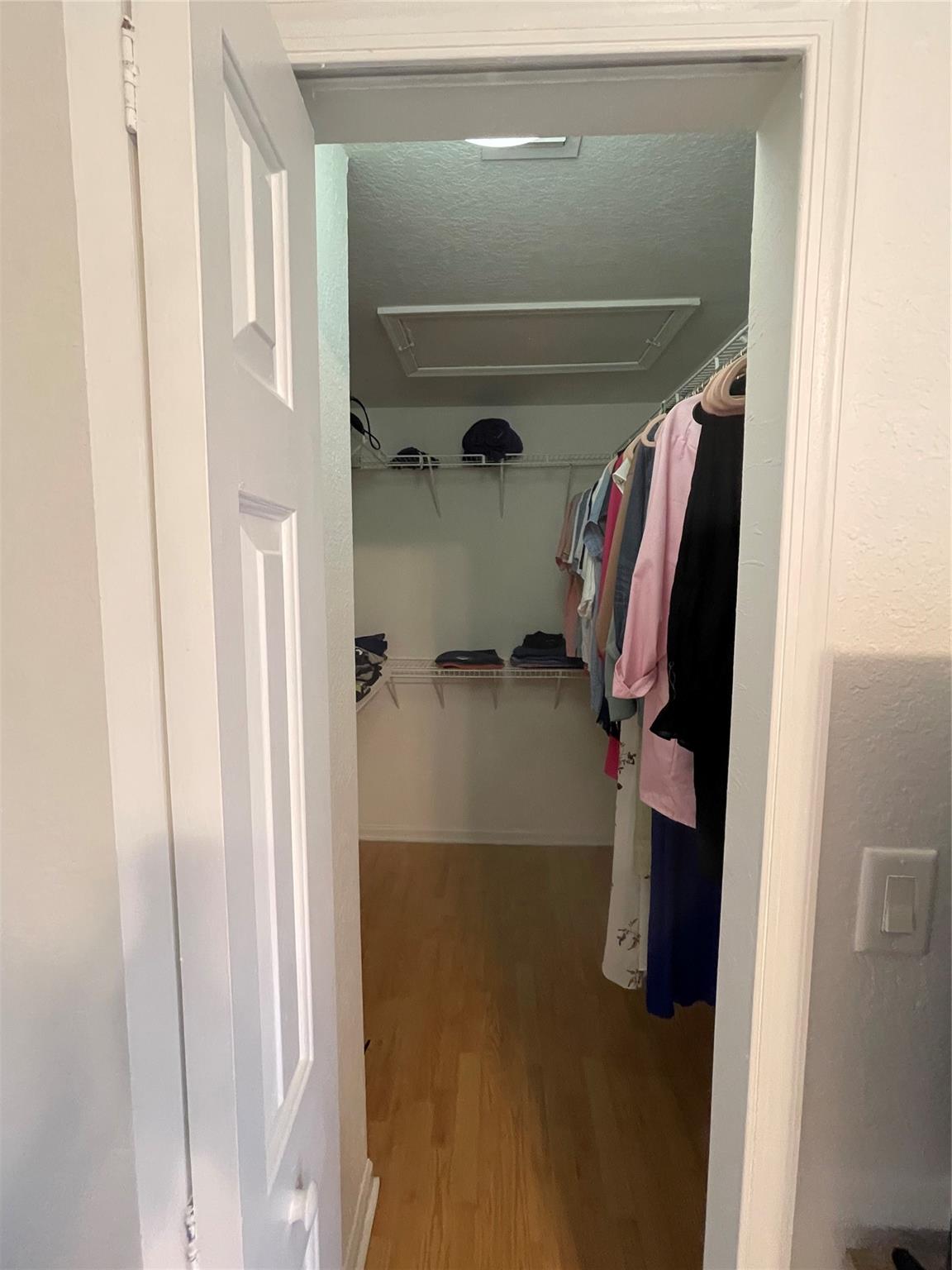 Shoma Townhomes At Keysco - Residential