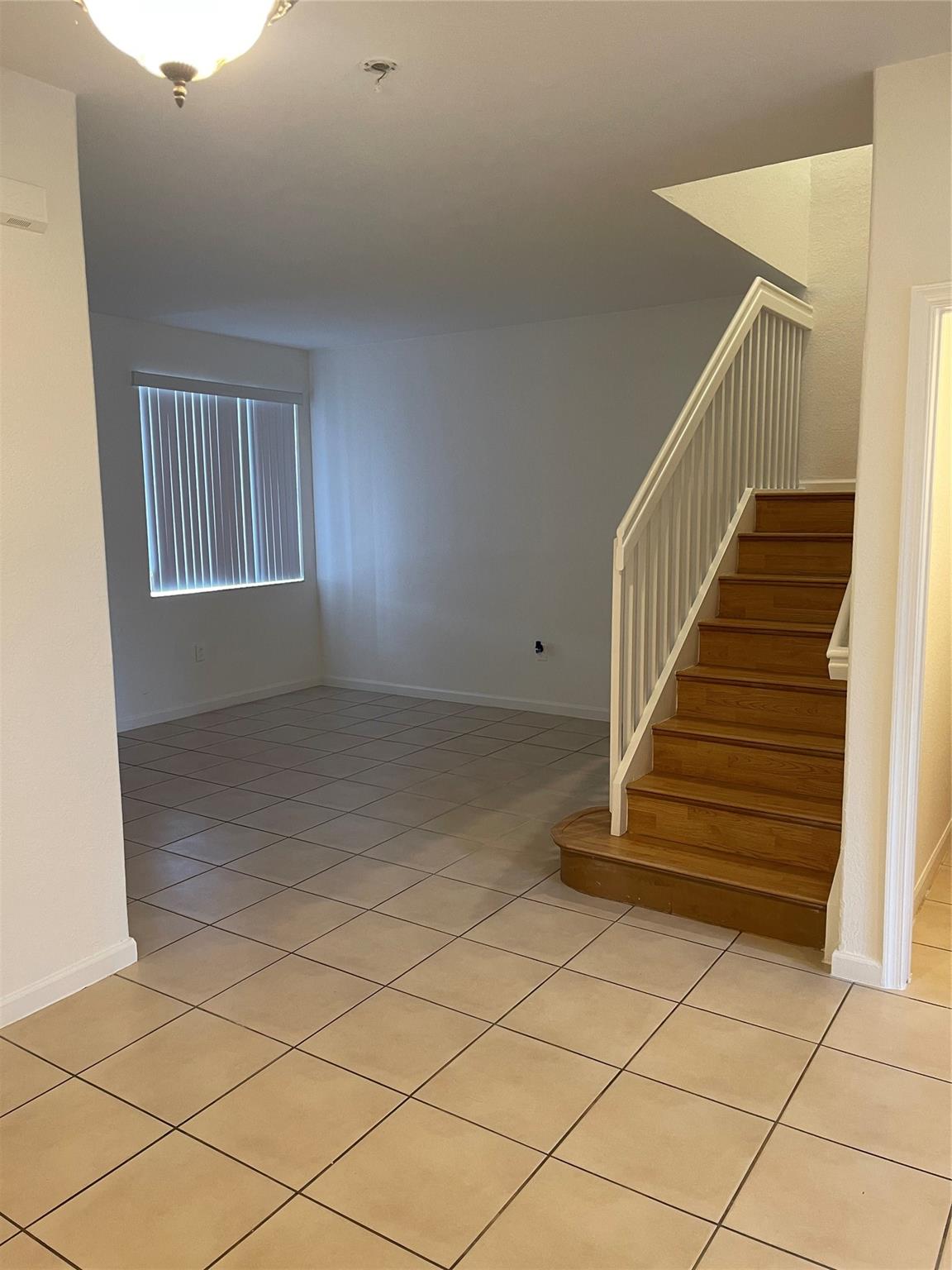 Shoma Townhomes At Keysco - Residential